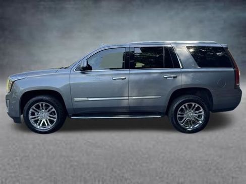 Used 2019 Cadillac Escalade 2WD image 2