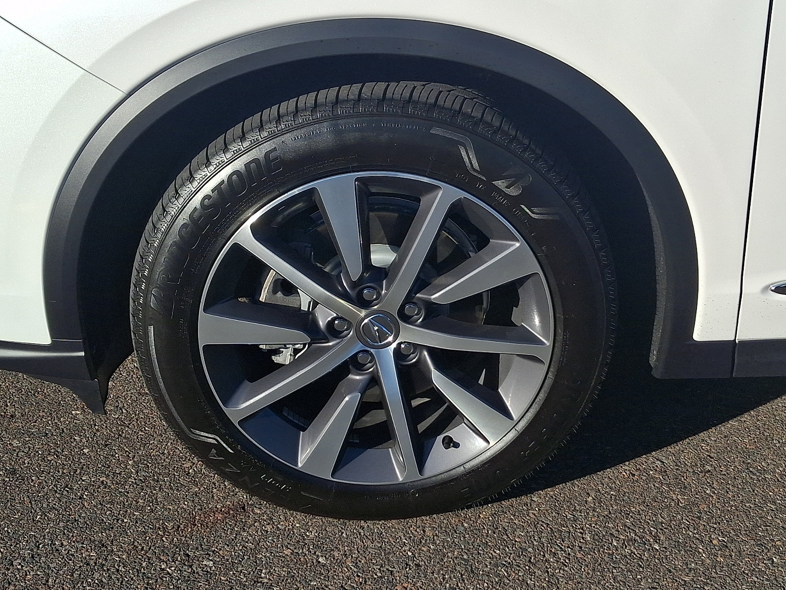 Certified 2026 Acura MDX w/ Technology Package FWD image 8