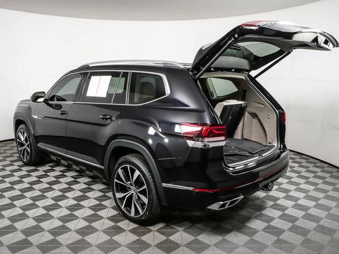 Certified 2024 Volkswagen Atlas SEL Premium R-Line AWD/4WD image 38