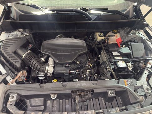 Used 2018 GMC Acadia SLT image 28