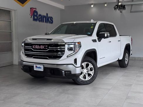 Certified 2025 GMC Sierra 1500 SLT AWD/4WD image 2