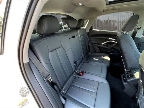 New 2026 Audi Q5 Premium Plus AWD/4WD image 10
