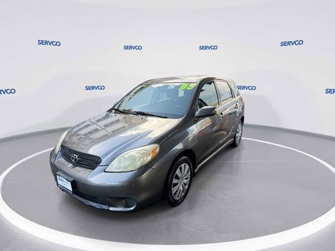 Used 2005 Toyota Matrix XR FWD image 4