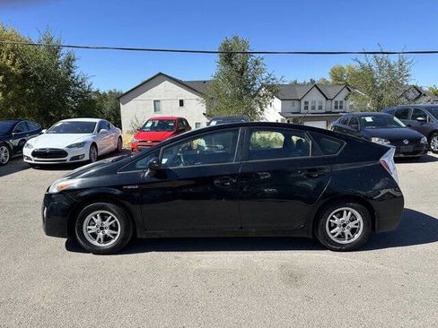 Used 2010 Toyota Prius Five image 8
