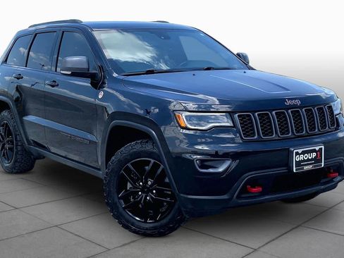 Used 2021 Jeep Grand Cherokee Trailhawk w/ Trailhawk Luxury Group AWD/4WD image 3