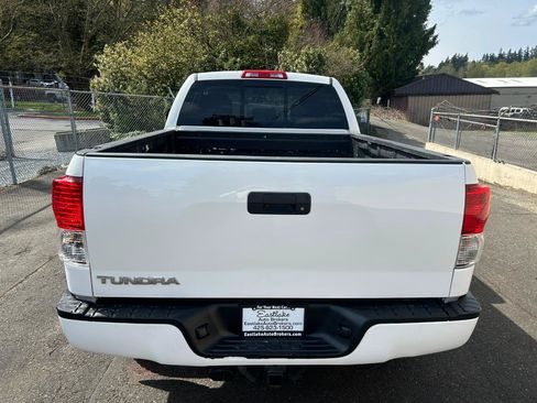 Used 2012 Toyota Tundra 4x4 Double Cab w/ Tow Pkg image 6