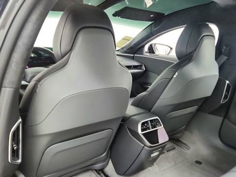 Used 2024 Lucid Air Touring image 31