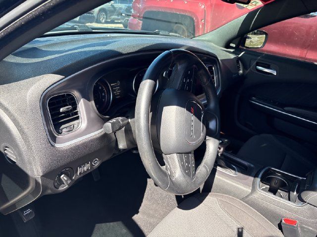 Used 2019 Dodge Charger SXT AWD/4WD image 8