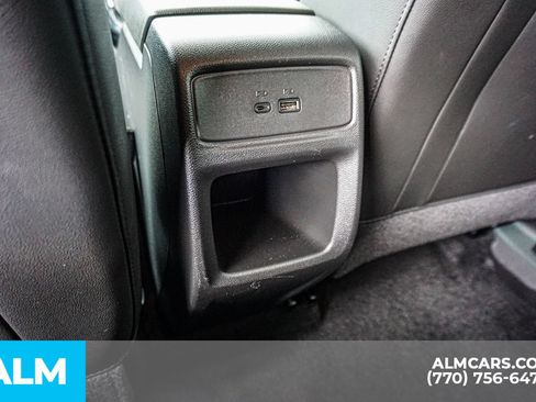 Used 2024 Chevrolet Trax LT w/ LT Convenience Package FWD image 59
