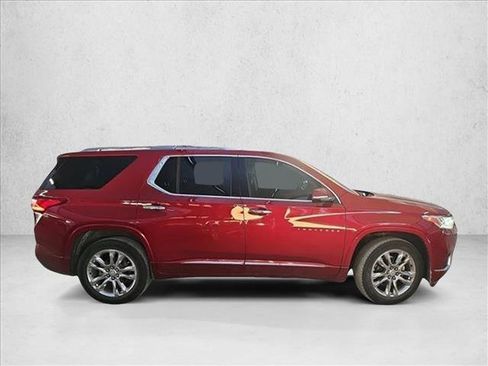 Used 2021 Chevrolet Traverse High Country image 6
