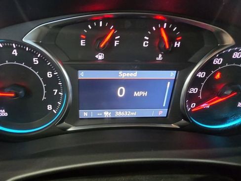 Used 2024 Chevrolet Equinox RS w/ RS Leather Package AWD/4WD image 11