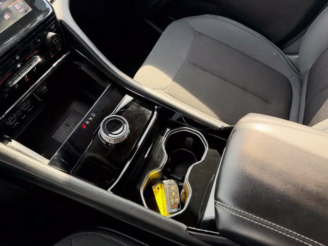 Used 2023 Jeep Grand Cherokee L Laredo w/ Luxury Tech Group I AWD/4WD image 46