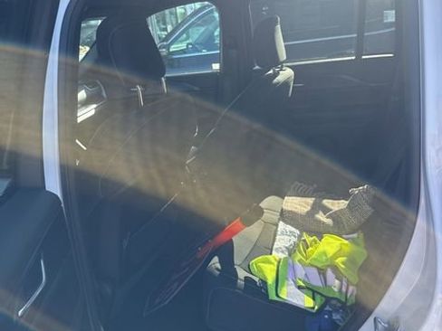 Used 2025 Jeep Grand Cherokee Laredo X image 10