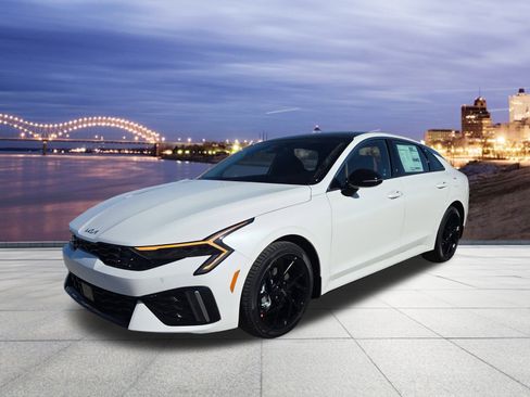 New 2026 Kia K5 GT-Line image 1