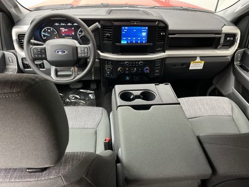 New 2025 Ford F250 XLT w/ 360-Degree Camera Package image 4