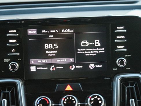 Used 2023 Kia Sorento LX image 14