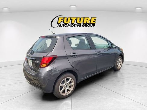 Used 2015 Toyota Yaris L FWD image 3