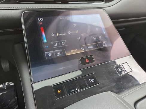 Certified 2025 INFINITI QX80 Sensory AWD/4WD image 28