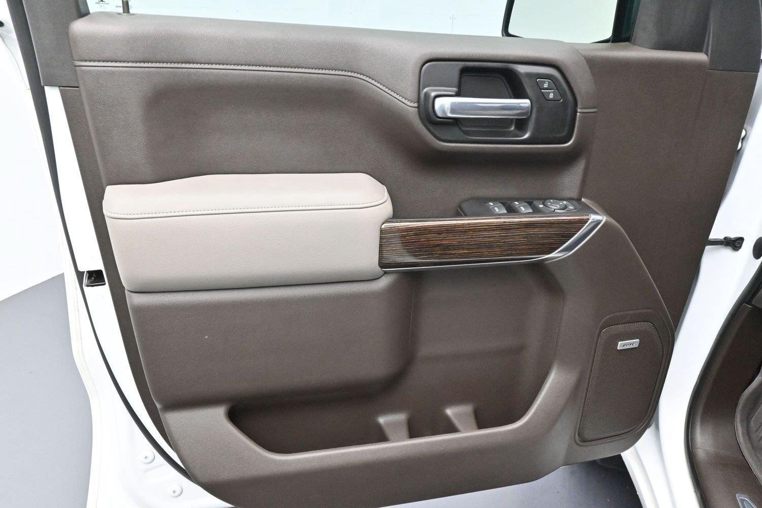 Used 2020 GMC Sierra 1500 Elevation w/ Elevation Value Package RWD image 9