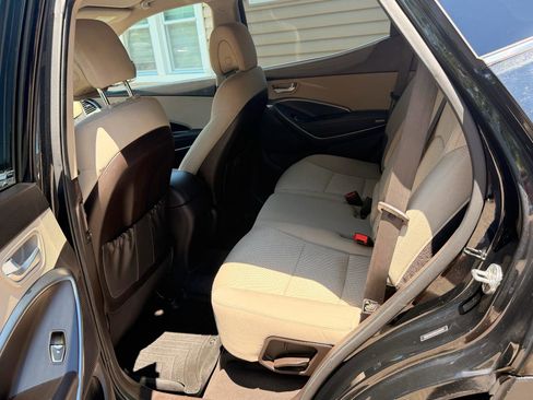 Used 2017 Hyundai Santa Fe Sport AWD/4WD image 17