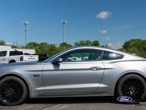 Used 2022 Ford Mustang GT Premium w/ GT Performance Package RWD image 9
