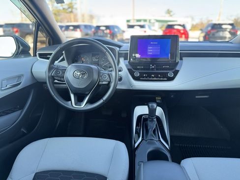Used 2024 Toyota Corolla SE image 13
