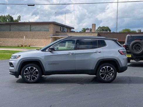 Used 2022 Jeep Compass Limited AWD/4WD image 4