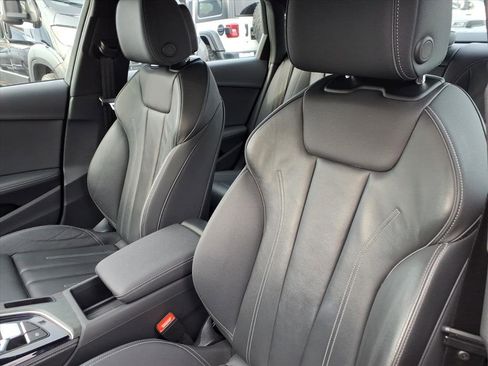 Used 2023 Audi A4 2.0T Premium Plus image 11