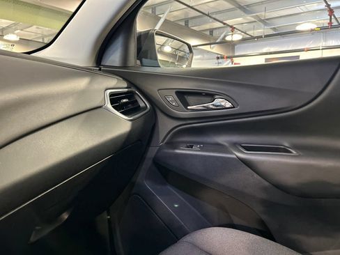 Used 2019 Chevrolet Equinox LT FWD image 20