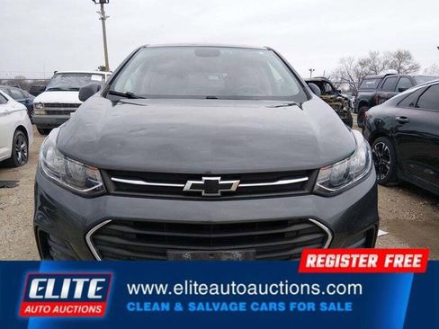 Used 2019 Chevrolet Trax LS w/ Tint and Cruise Package FWD image 23