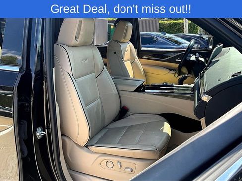 Used 2024 Cadillac Escalade Premium Luxury image 9