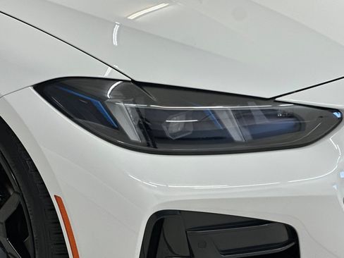 Used 2025 BMW M440i Coupe w/ Shadowloine Package RWD image 11