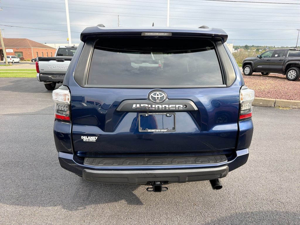 Used 2019 Toyota 4Runner TRD Off-Road Premium AWD/4WD image 7