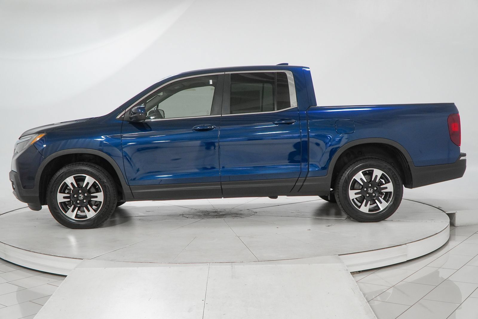 Used 2020 Honda Ridgeline RTL image 6