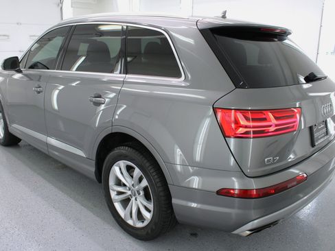 Used 2017 Audi Q7 3.0T Premium Plus image 6