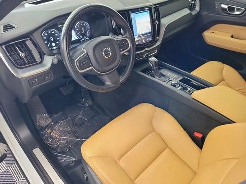 Used 2018 Volvo XC60 T6 Momentum w/ Convenience Package AWD/4WD image 20
