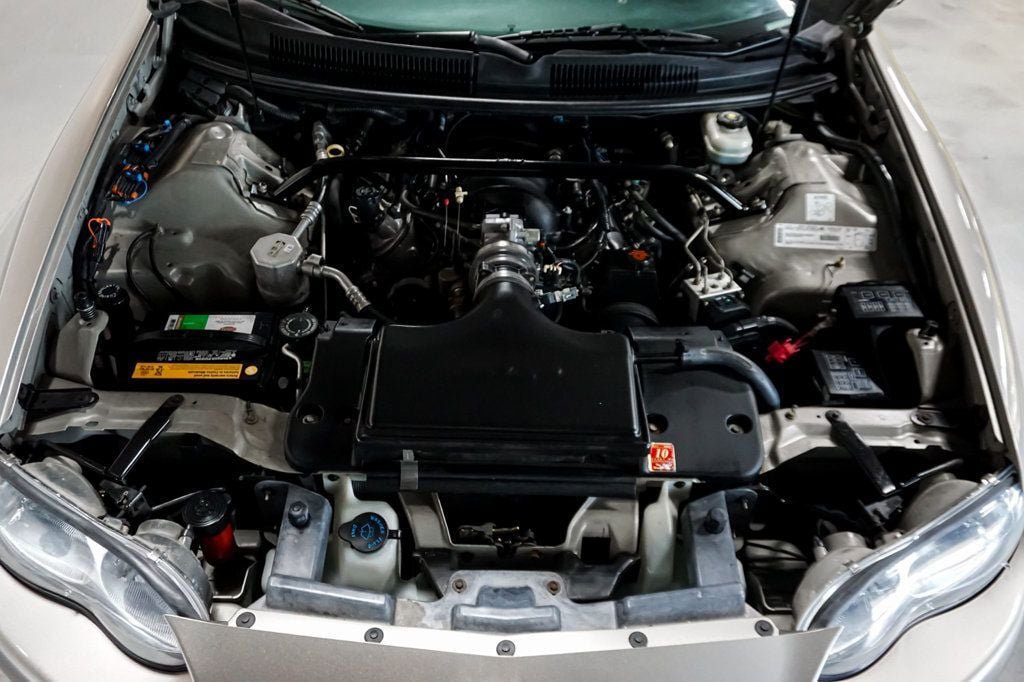 Used 2002 Chevrolet Camaro Z28 w/ SS Performance/Appearance Pkg RWD image 12