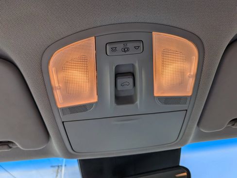 Used 2021 Hyundai Kona Limited AWD/4WD image 44