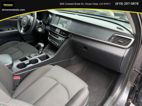 Used 2018 Kia Optima LX image 14