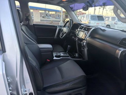 Certified 2019 Toyota 4Runner SR5 Premium AWD/4WD image 27