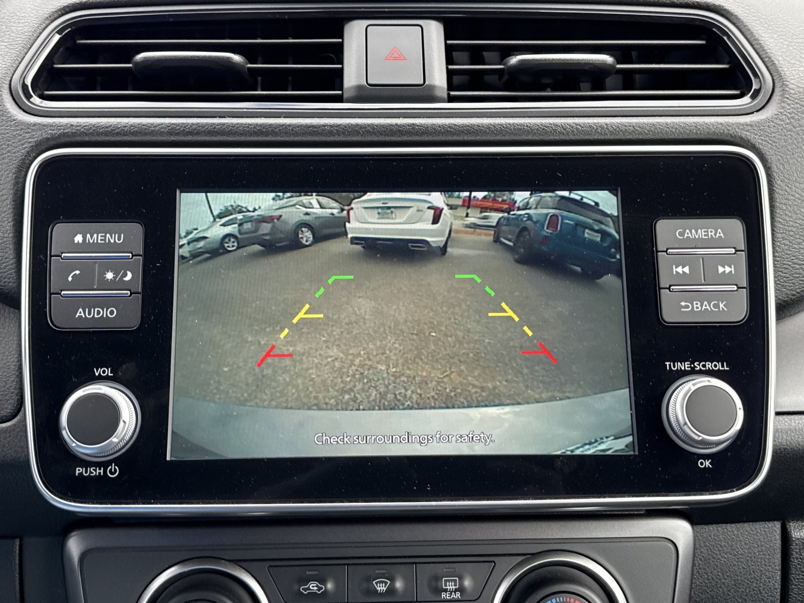 Used 2025 Nissan Leaf S FWD image 22