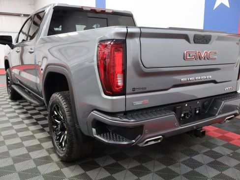 Used 2021 GMC Sierra 1500 AT4 w/ AT4 Premium Package AWD/4WD image 11