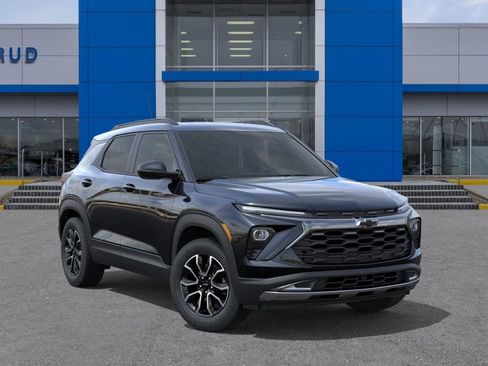 New 2026 Chevrolet TrailBlazer ACTIV w/ Driver Confidence Package AWD/4WD image 7