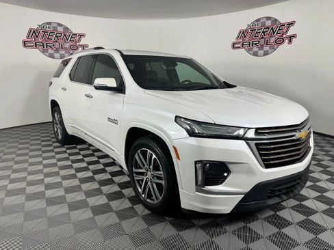 Used 2022 Chevrolet Traverse High Country w/ LPO, Floor Liner Package image 9