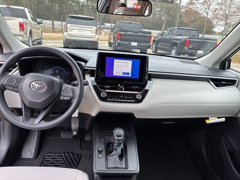 New 2026 Toyota Corolla Cross L image 17