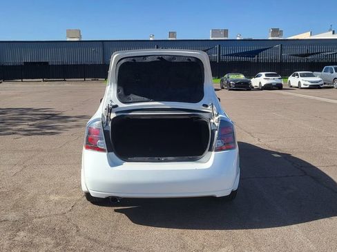 Used 2012 Nissan Sentra 2.0 SR w/ Special Edition Pkg FWD image 11