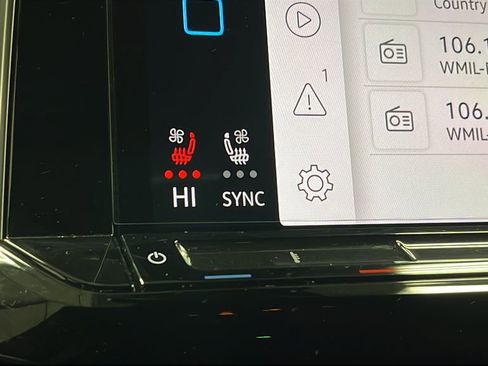 Used 2024 Volkswagen Atlas Cross Sport SE w/ Black Wheel Package image 37