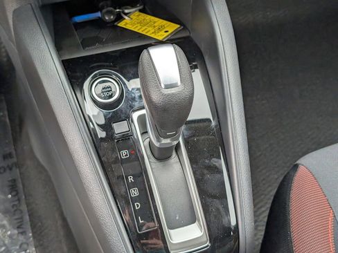 New 2025 Nissan Versa SR w/ Trunk Package FWD image 27
