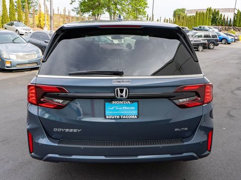 New 2026 Honda Odyssey Elite image 7
