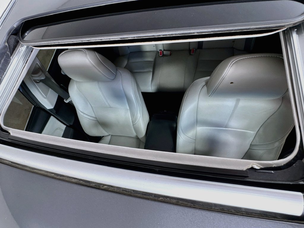 Used 2018 Toyota Avalon Limited FWD image 26
